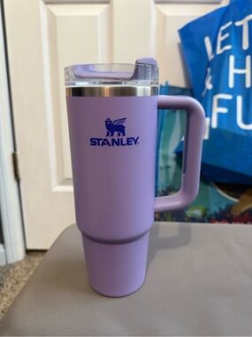 Stanley Purple Travel Mug with Handle and Clear Lid